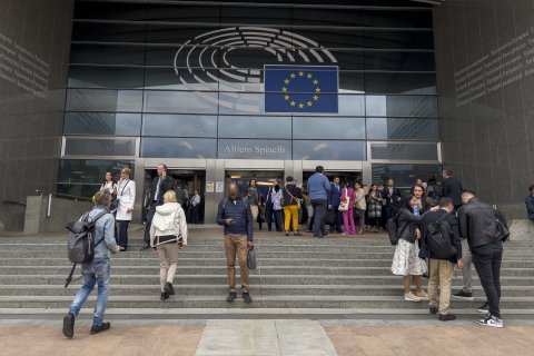 People walk outside of the European Parliament in Brussels, Belgium on September 20, 2023. Photo by Alexandros Michailidis on iStockPhoto (CC BY 4.0).